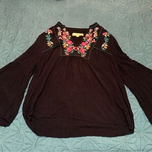 LOFT Black Floral Embroidered Top Medium M bell sleeves, flowy